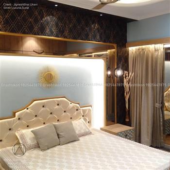 Silver Luxuria, Surat